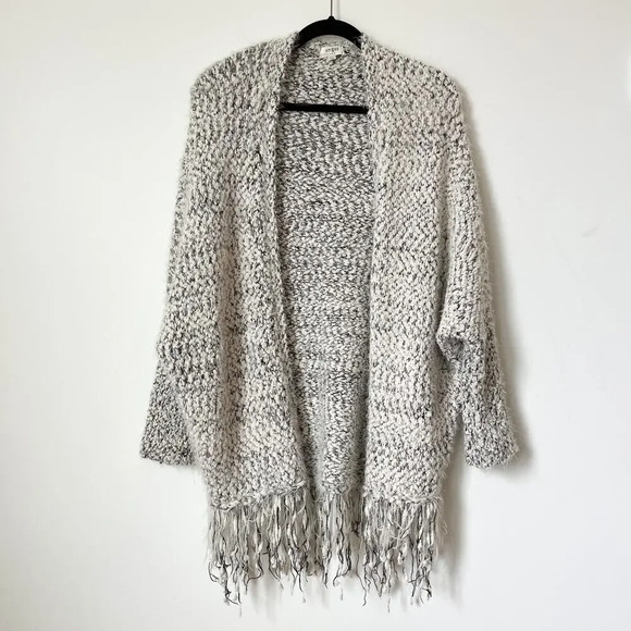 Umgee Cuddle Up Fringe Longline Cardiagan Sweater Gray White Cozy Boho Fall - Picture 4 of 13